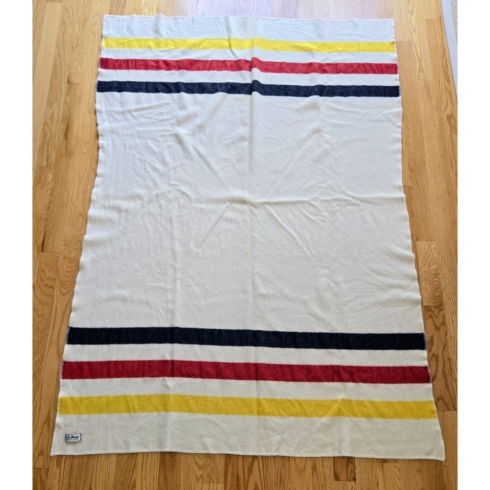Vintage Rare L.L. Bean Frontier Pattern 60"X84" Wool Blanket Dorm Room/Camping